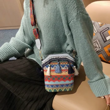 Etninio stiliaus mažas krepšys moterims turistų lankomose vietose 2023 Naujas austas kuprinės kaspino krepšys Kutas Crossbody kaušo krepšys