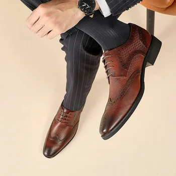 Pirmojo sluoksnio karvės kailis rankų darbo vyriški batai naujas blokas raižyta dalykinė suknelė odiniai batai vyrų smailus jaunimas Derbio batų tendencija
