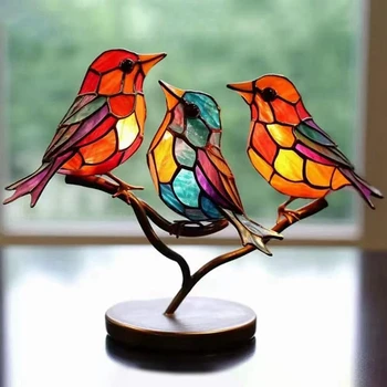 Vitražiniai paukščiai ant šakos Darbastalio papuošalai Įvairiaspalviai kolibrių amatų statulos dekoracijos Dovana namų ruošos gimtadieniui