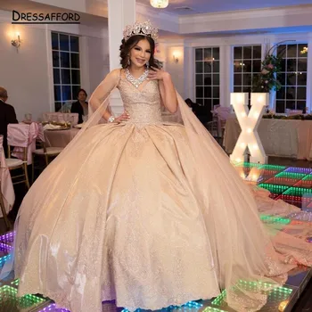 Šampanas Princesės Quinceanera suknelės Spagečių dirželiai Nėrinių aplikacijos Rutulinis chalatas Saldus 16 Suknelės Vestidos De 15 Años Custom